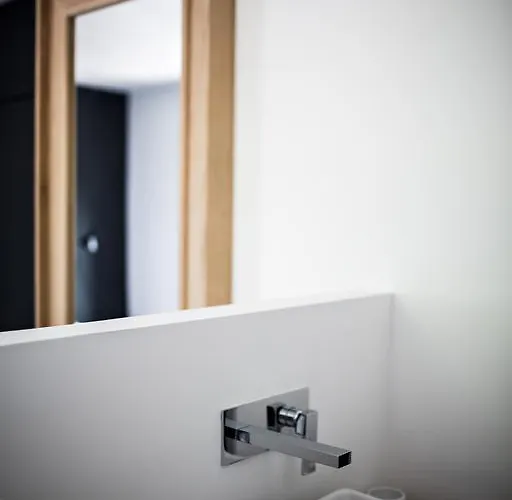 L'ecrin Algajola (Corsica)